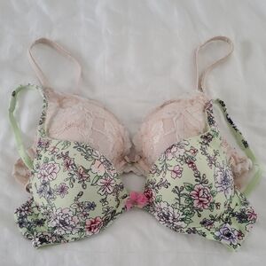 Two Victoria's Secret Body By Victoria Push Up Bras Size 36B